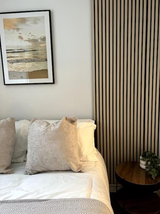 Apartment, Sleeps 4 Swansea
